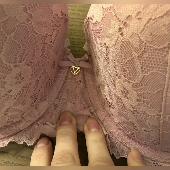 Victoria’s Secret Demi bra - Picture 3 of 7